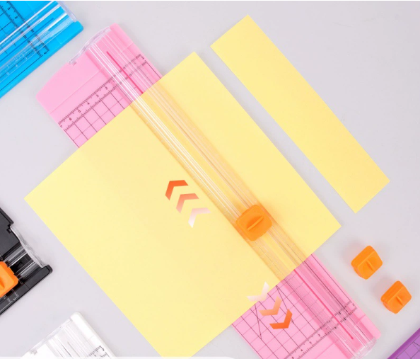 56 Feet Reflective Star Paper Garland